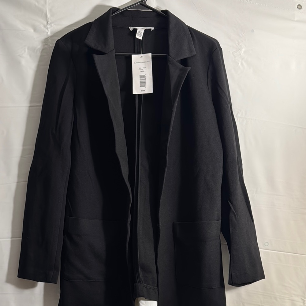 Black Blazer with Notched Lapels and Relaxed Fit